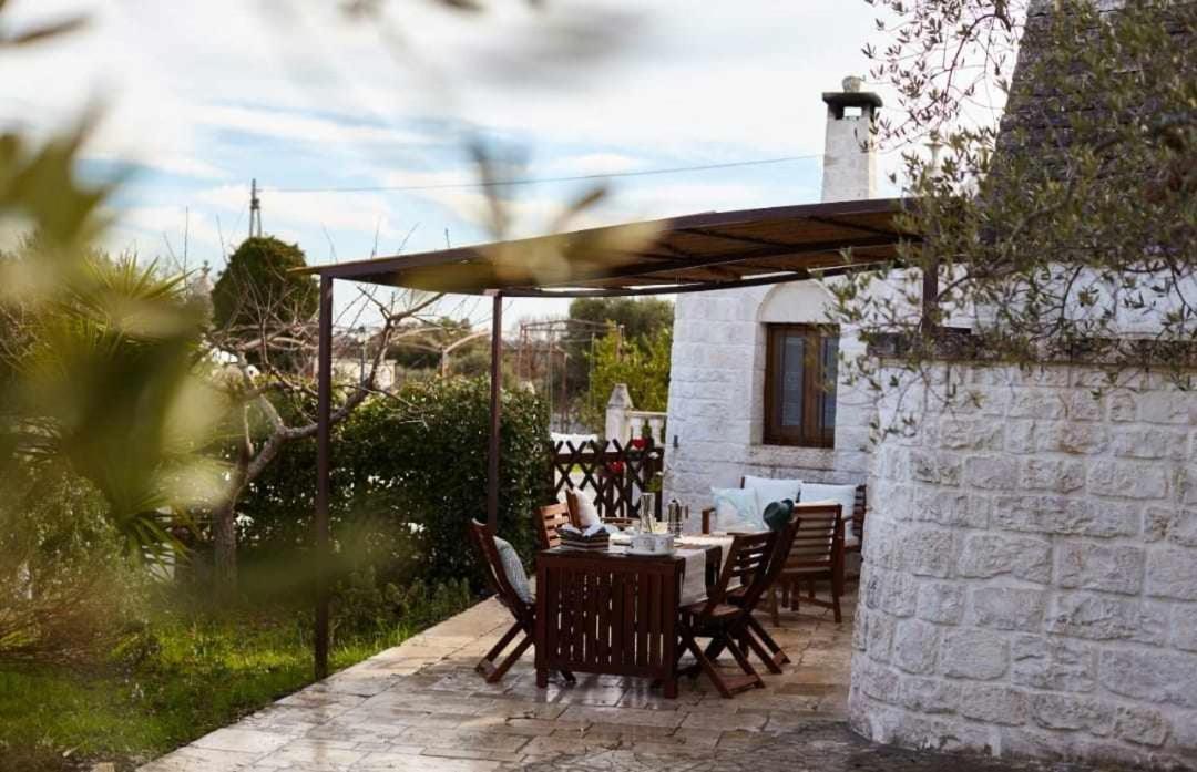Vila Trulli Azzalema With Exclusive Pool Brindisi Exteriér fotografie