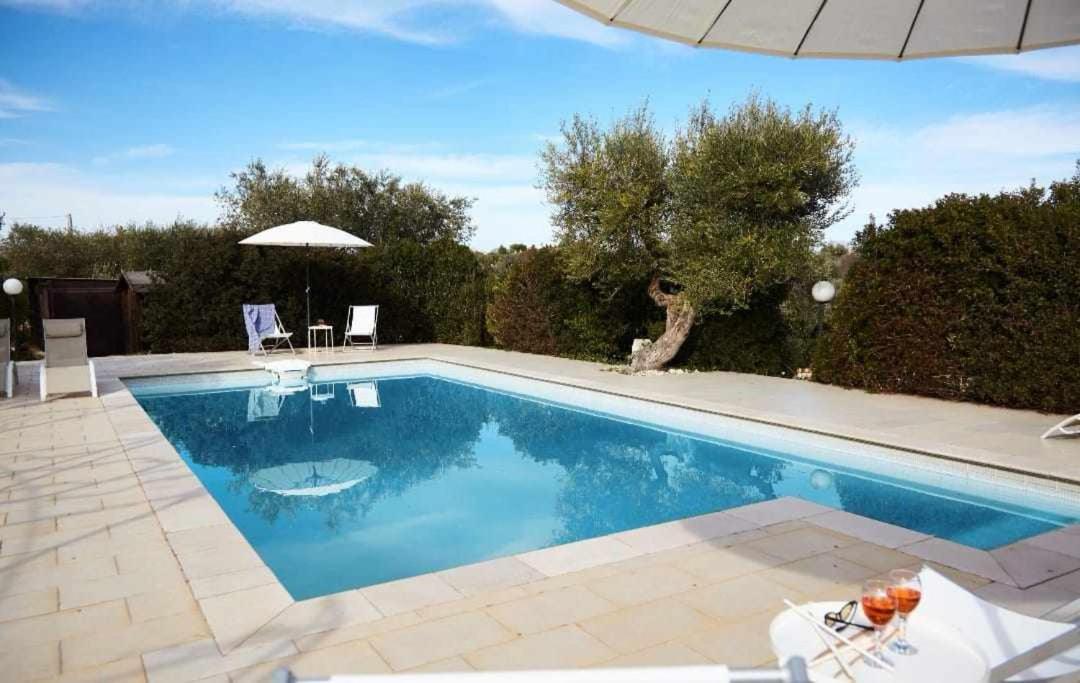 Vila Trulli Azzalema With Exclusive Pool Brindisi Exteriér fotografie